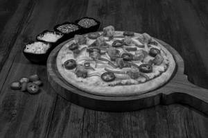 Fiery Paneer Pizza