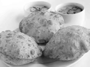 Poori ( 3 Pcs )