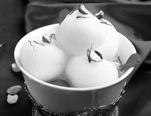 Falahari Rasgulla [5 Pieces]