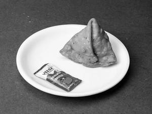 Channa Samosa 1 Pcs
