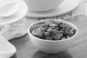 Aloo Matar (dry)