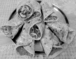 Aloo schezwan roll