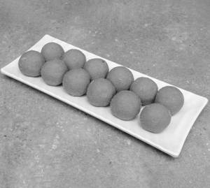 Besan Ke Ladoo