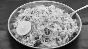 Poha sada Plate