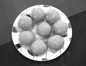 Besan Laddu 
