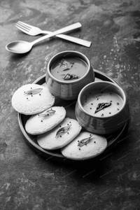 Idli Sambhar (3 Idli)