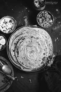 Lal Mirch Aur Ajwain Ka Paratha