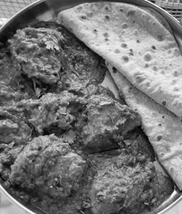4 Pc Roti + 2 Pc Chicken