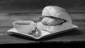 Vadapav  