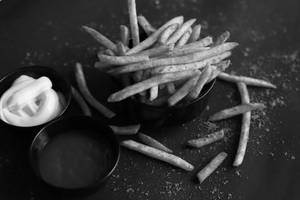 Peri Peri Fries Served with Garlic Mayo