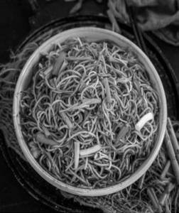 Panfried Noodles In Choioce Of Sauce (hot Garlic/soya Garlic)