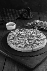 Tandoori Paneer Soft Base Pizza