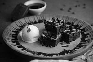 Coffee Choco-Chip Brownie