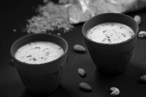 Hot kesar badami milk
