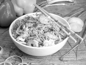 Egg Chicken Hakka Noodles(750gms)