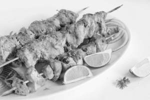 Chicken Lehsuni Kebab 