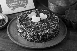 Nutty Nutty Cake