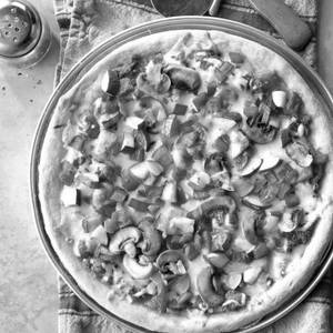 Primavera Pizza 8"