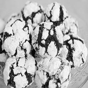 CHOCOLATE CRINKLES