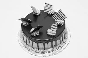 Choco Crunch Surprise Cake