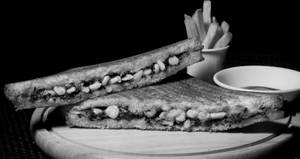 Creamy Spinach And Corn Sandwich