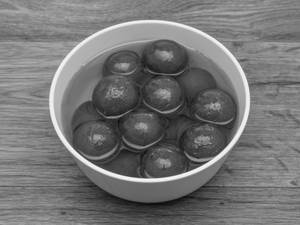 Gulab Jamun (6 Pcs)