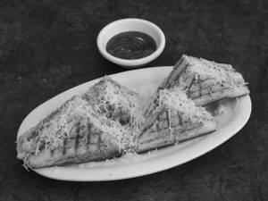 Chutney Cheese Grilled Sandwich