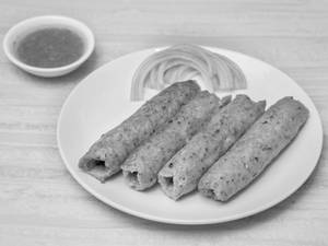 Chicken Seekh Kebab (served with mint chutney )