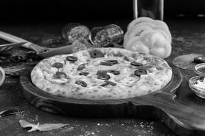 Veggie Delight Pizza