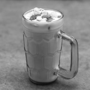 Special Kaju Draksh Lassi