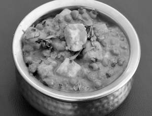 Matar Paneer