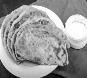 Aloo Cheese Paratha