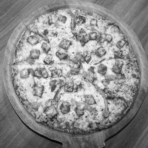 Personal Paneer Tikka Pizza