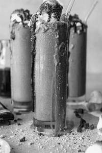 Shakes