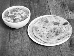 Dal Makhni With 2 Plain Paratha's