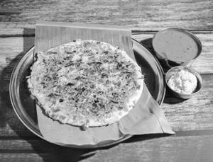 Butter Onion Uttapam