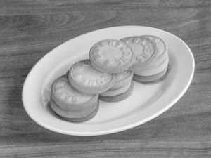 Strawberry  Biscuits (250 gms)