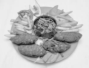 Veg Cutlet (2 Pcs)