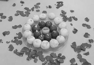 Assorted Prasadi Pendas