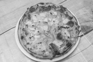 Medium Serve 2 Onion & Paneer