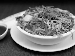 Veg Schezwan Noodles