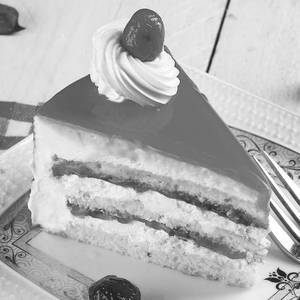 Strawberry pastry [1 piece]