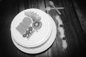 White Forest Fruit Cake