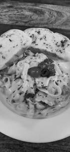 Alfredo In Wonderland Chicken