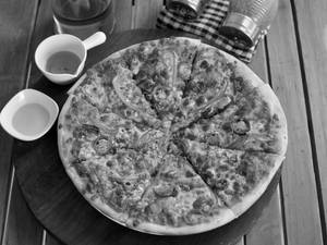 8" Tandoori Paneer Pizza