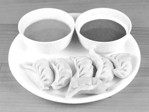Veg Paneer Momo