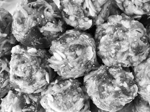 Khajur Mewa Laddu (Desi Ghee)