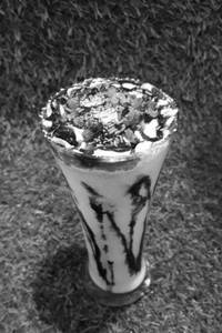 Black Currant Ice cream Shake Large (500 ml)