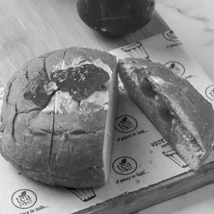 Maska Bun With Jam