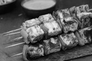 Achari Paneer Tikka
